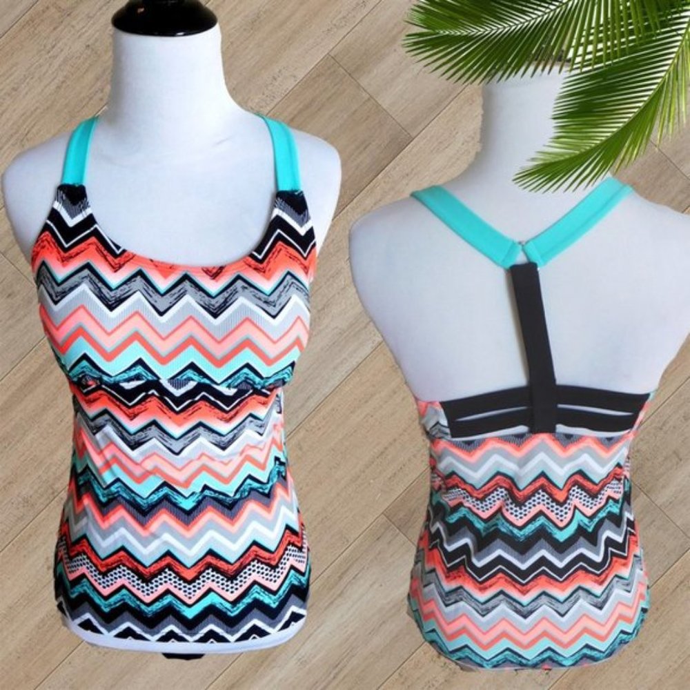 MULTI COLOR ZIG ZAG TWO PIECE SWIMSUIT